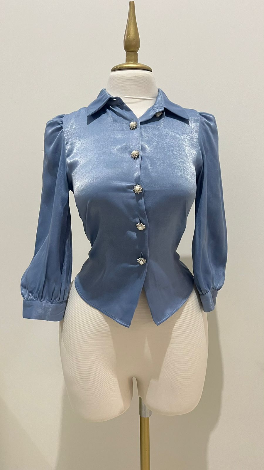 Blusa seda con botones